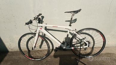 Bici bianchi da strada