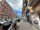 negozio-a-napoli