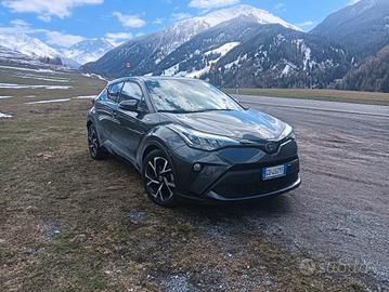Toyota c hr garanzia 15 anni