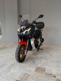 Scooter QJ 125