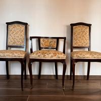 Trio di sedie antiche