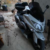 Yamaha T-Max 500
