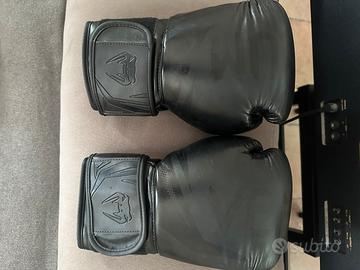 Guantoni box con fascia elastica