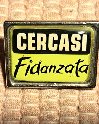 Spilla Pin vintage ironica anni 80/90
