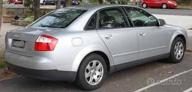 paraurti posteriore audi a4  del 2003