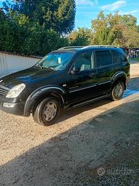 SsangYong Rexton  2.7 4x4