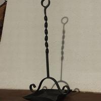 Bruciaessenze in ferro battuto