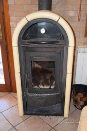 Stufa a legna .