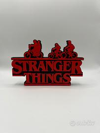 Logo Stranger Things con biciclette – 3D bicolore