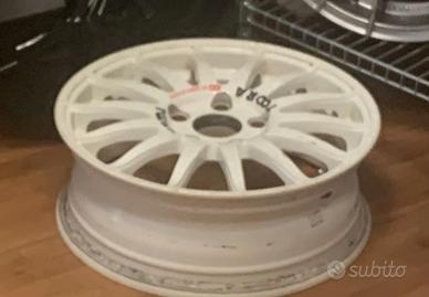 Cerchi Subaru canale da 5.5 et40