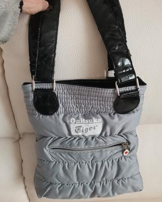 👜 Borsa Onitsuka – sporty & cool 😎