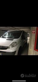 Opel vivaro doppia porta laterale