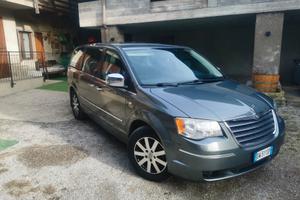 Chrysler grand voyager