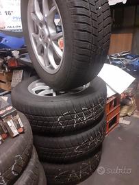 pneumatici invernali con cerchi in lega