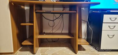 Scrivania 120x60 e cassettiere 40x40