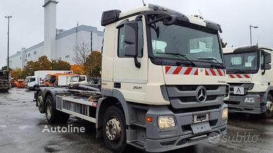 Mercedes Actros 2541 scarrabile 3 assi Euro5