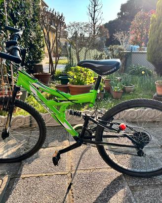 Mountain Bike 26" bi-ammortizzata - Verde Fluo 