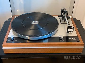 Giradischi Thorens TD 160 testina Akai PC100
