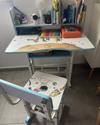 Scrivania + sedia per bambini 🚀
