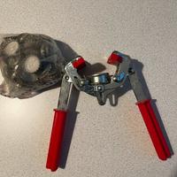 Tappatrice per bottiglie