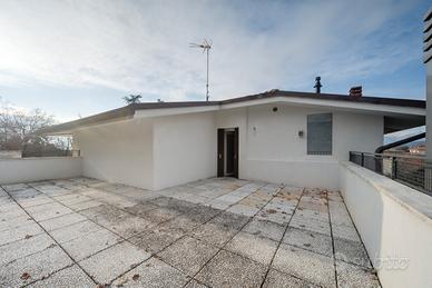 Bicamere con terrazzo a Sarcedo