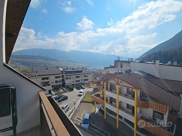 Varna quadrilocale luminoso