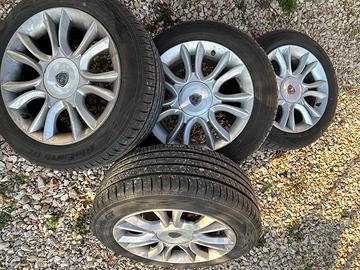 Cerchi originali Lancia e gomme nuove