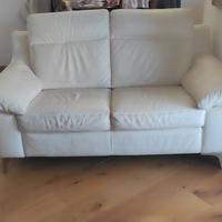 Divani e Divani by Natuzzi