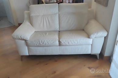 Divani e Divani by Natuzzi