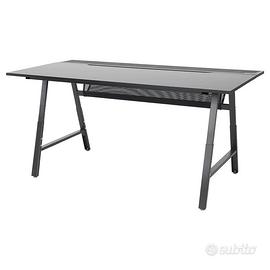Scrivania ikea uptestelare