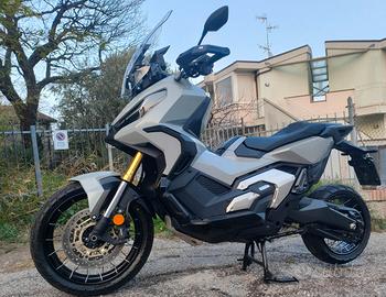 Honda XADV 750 del 2021