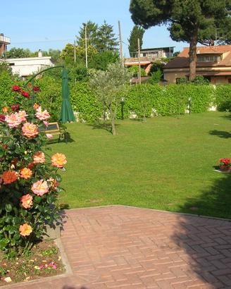 Camera e bagno privato in villa