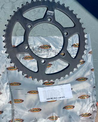 Corona 48 denti Triumph Trident 660, 675, 765, 900
