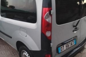 renault kangoo autocarro