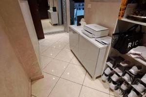 ZONA VIALBA - AMPIO TRE LOCALI RISTRUTTURATO