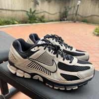 Nike zoom Vomero 5