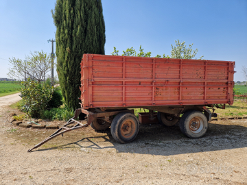 Rimorchio ribaltabile Bossini