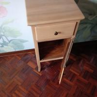 comodino in noce nazionale 