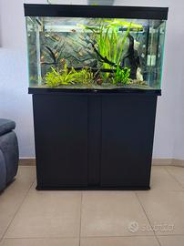 Acquario 200 Litri completo. 
