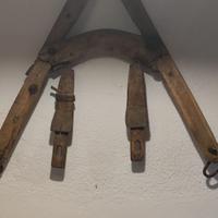 antico Giogo in legno fatto a mano anni 900