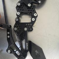 Pedane regolabili Valtermoto Yamaha r6 2006 2024