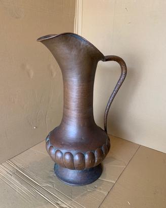 Grande anfora in rame/ottone lavorata a mano