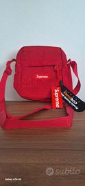 borsa supreme rossa 