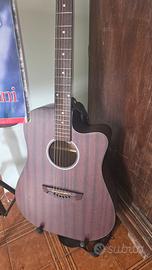 chitarra acustica 