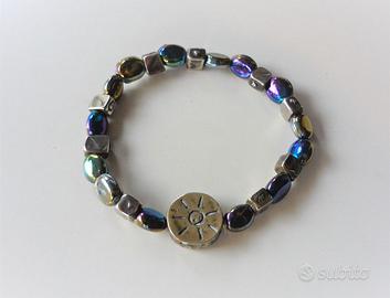 Bracciale elastico con ciondolo sole