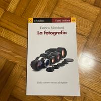 Libro La Fotografia di Enrico Menduni