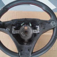 Volante alfa romeo giulietta in pelle filo rosso