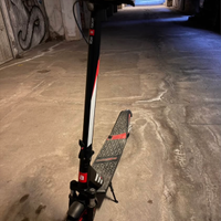 Monopattino Aprilia Esr2