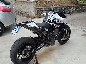 Ktm Duke 790