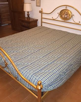 letto ottone 210*174 completo di doghe e materasso